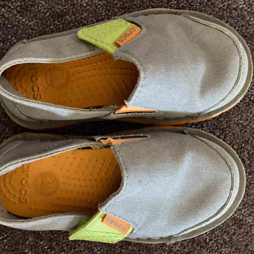 Toddler Gray shoes Crocs Brand
